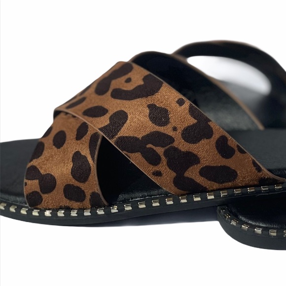Leopard Print X Band Studded Slide Flat Sandals - Picture 3 of 3